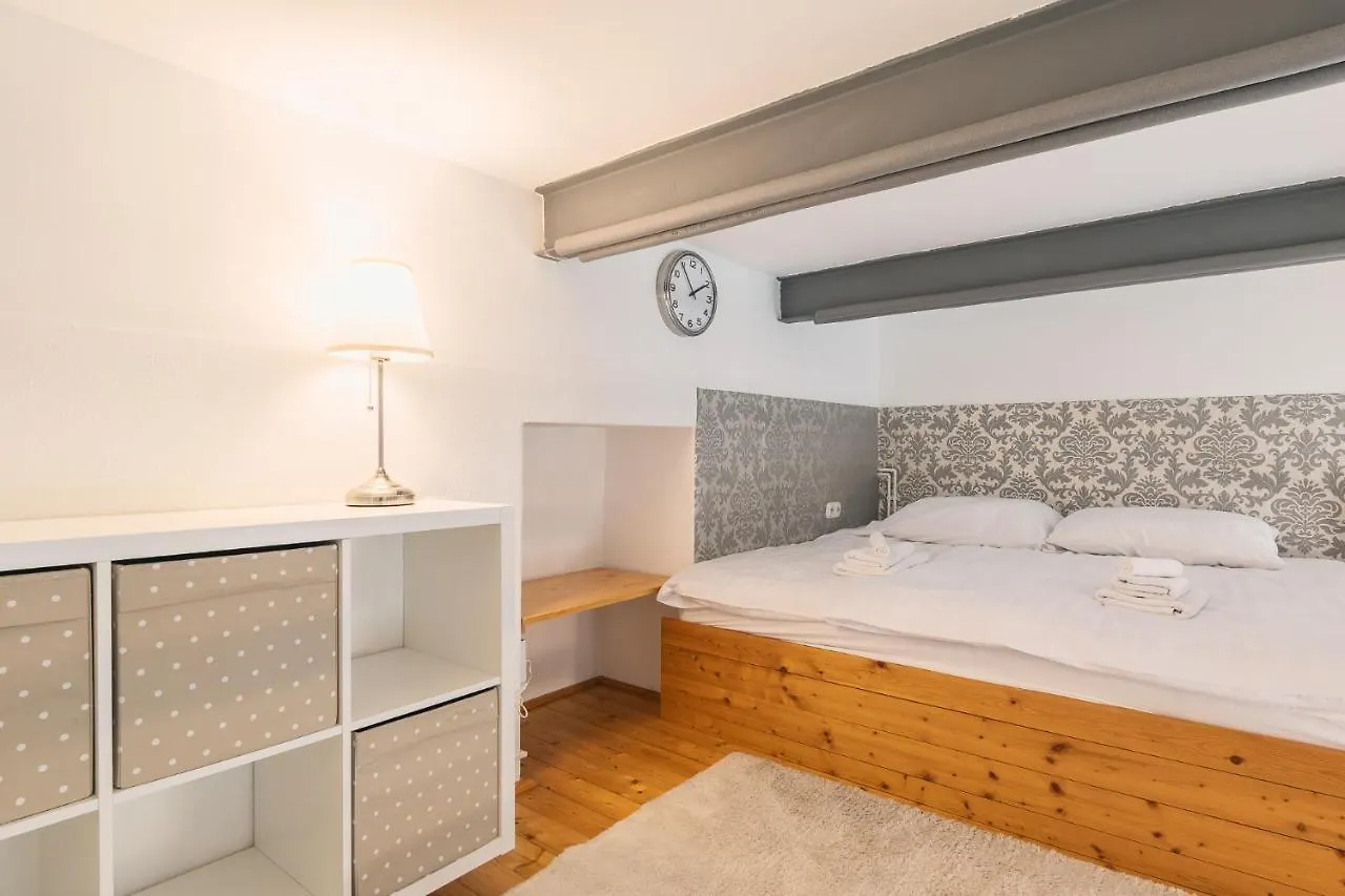 Bright Nest Liszt Academy Apartment Budapest
