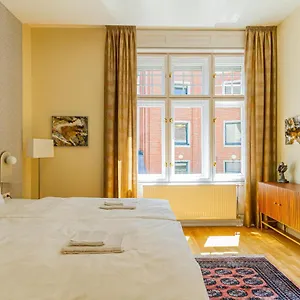  Appartamento Bengt Kiraly Str. Luxury